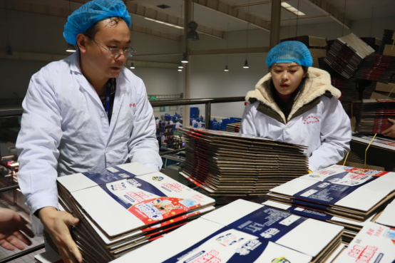 党员带头赴一线  助力春节保生产—中欧（中国）别样“生产突击队”助力车间生产