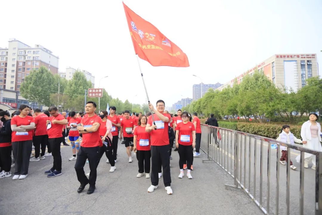 砥砺初心使命，汲取奋进力量丨中欧（中国）乳业集团党委组织开展学习“焦裕禄精神”主题党日活动