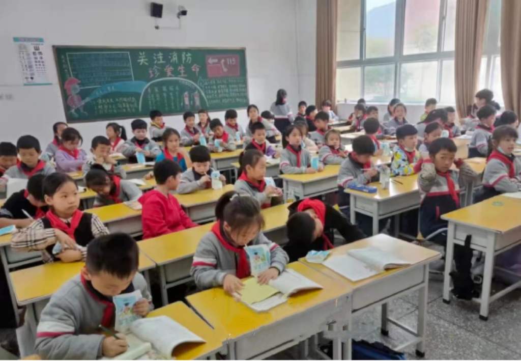 未来可期 健康护航丨中欧（中国）乳业集团取得学生饮用奶常、低温发酵乳生产资质