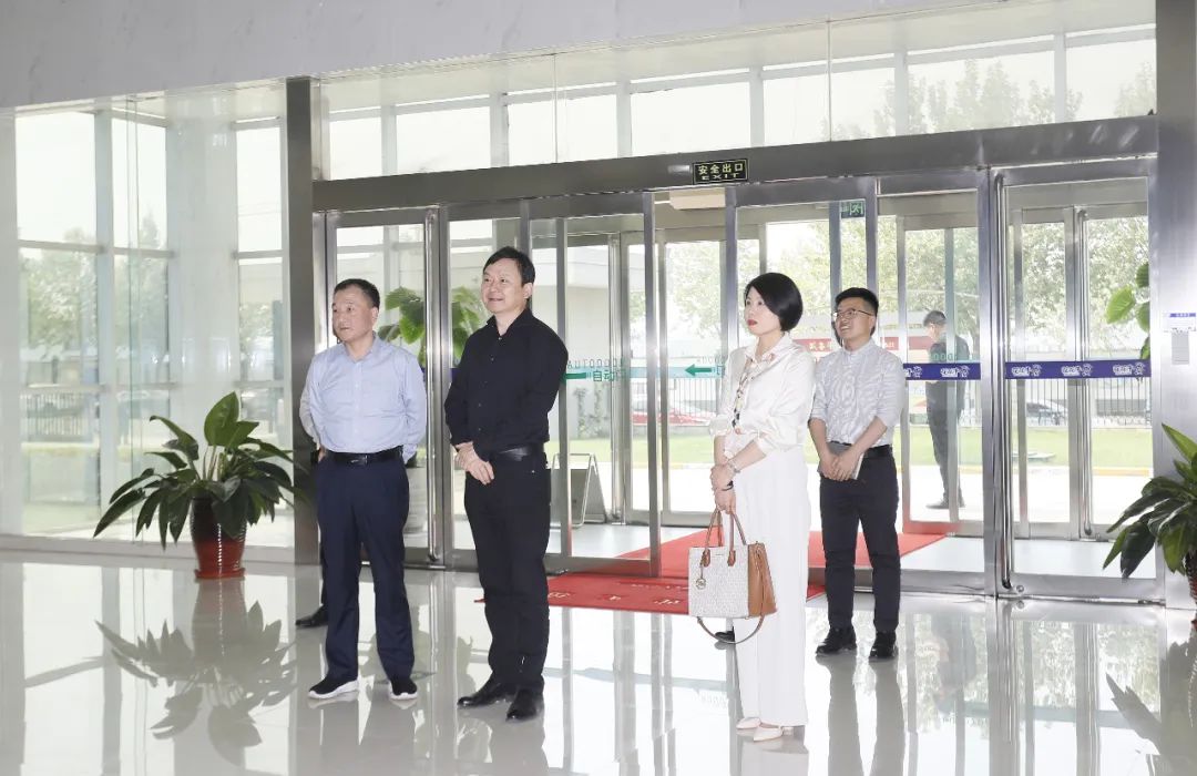 中欧（中国）丨北京家音顺达莅临中欧（中国）乳业集团参观访谈