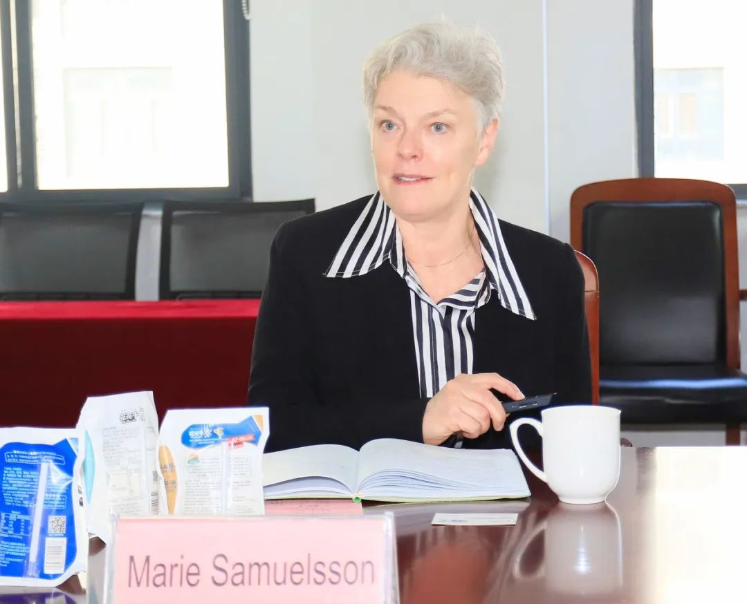 深化合作交流 互信共赢发展丨瑞典爱克林公司首席执行官 Ms.Marie Samuelsson 一行莅临中欧（中国）乳业集团参观座谈