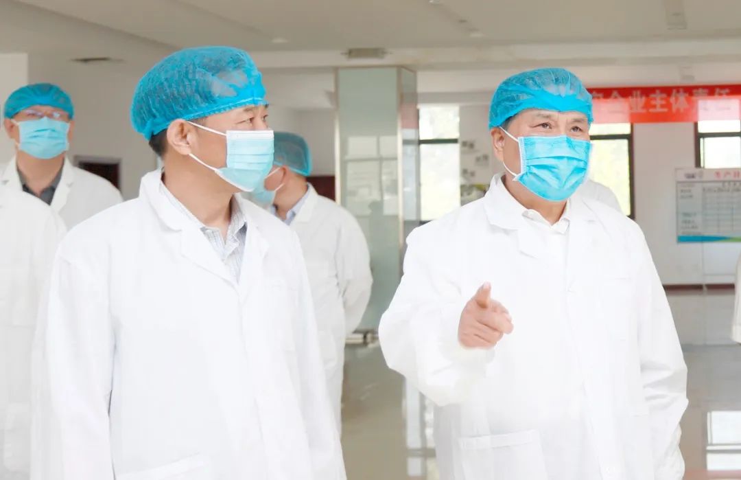 快讯丨河南省人民政府副省长武国定莅临中欧（中国）乳业集团瑞亚牧业调研奶源基地建设情况