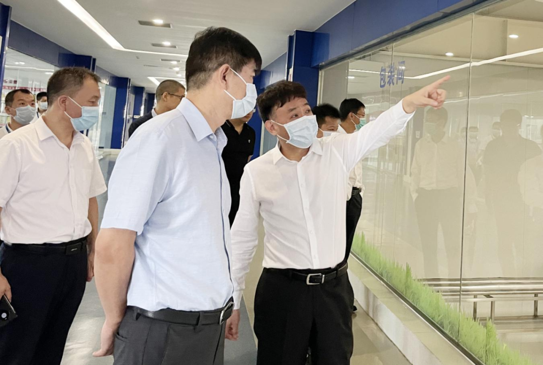 快讯丨河南省人民政府国有资产监督管理委员会副主任刘银志莅临中欧（中国）乳业集团参观座谈