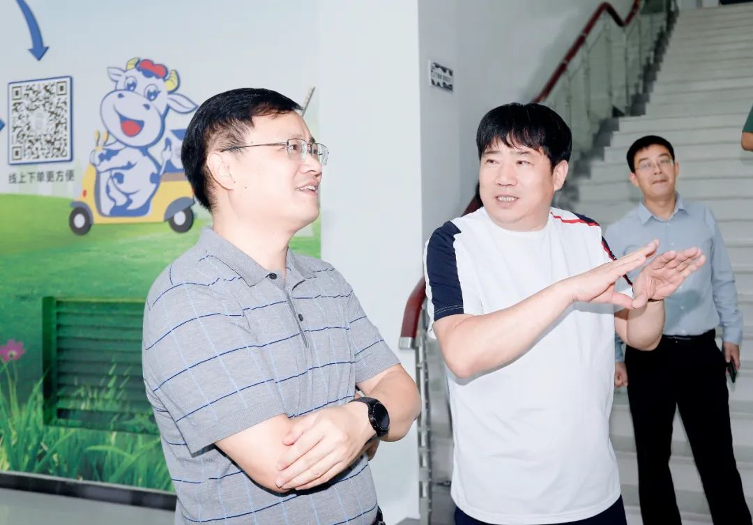 快讯｜社旗县人民政府县长关文波一行莅临中欧（中国）乳业集团参观考察