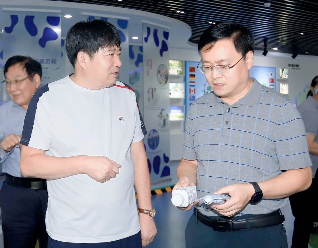 快讯｜社旗县人民政府县长关文波一行莅临中欧（中国）乳业集团参观考察