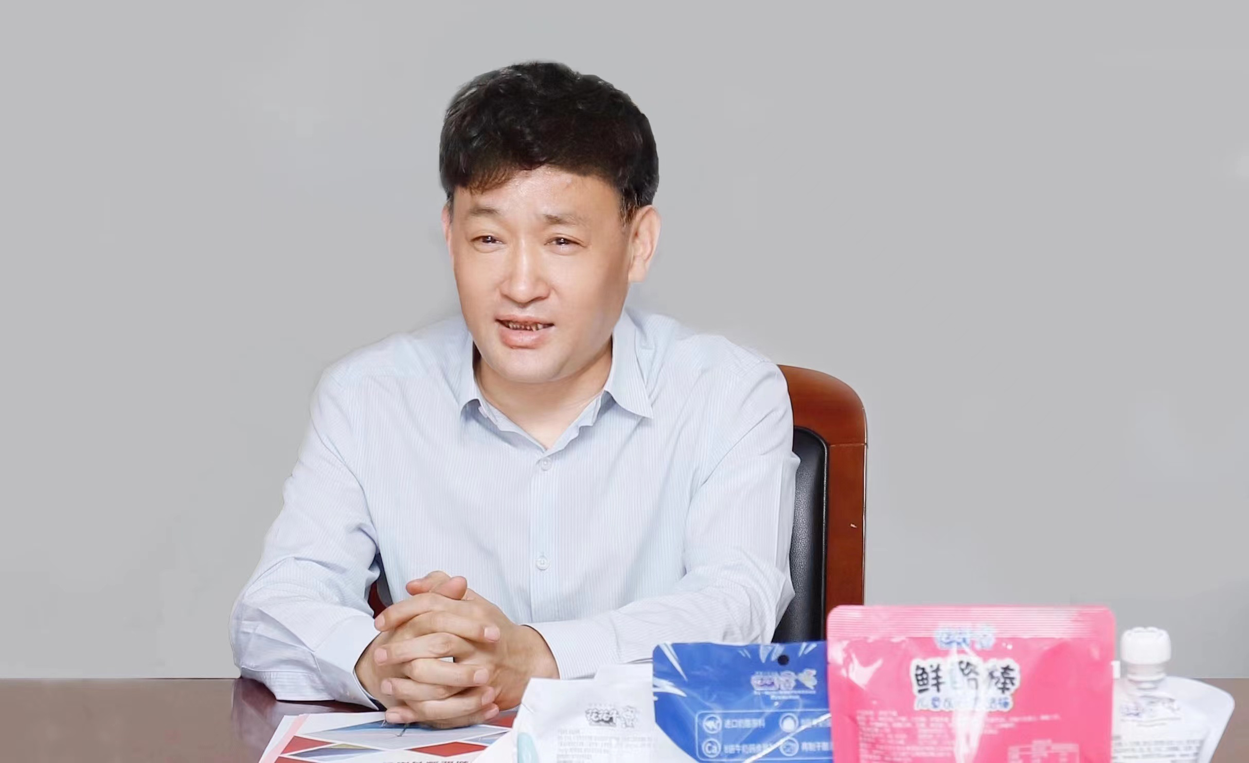 中欧（中国）乳业集团与国电河南新能源有限公司举行光伏项目合作开发签约仪式