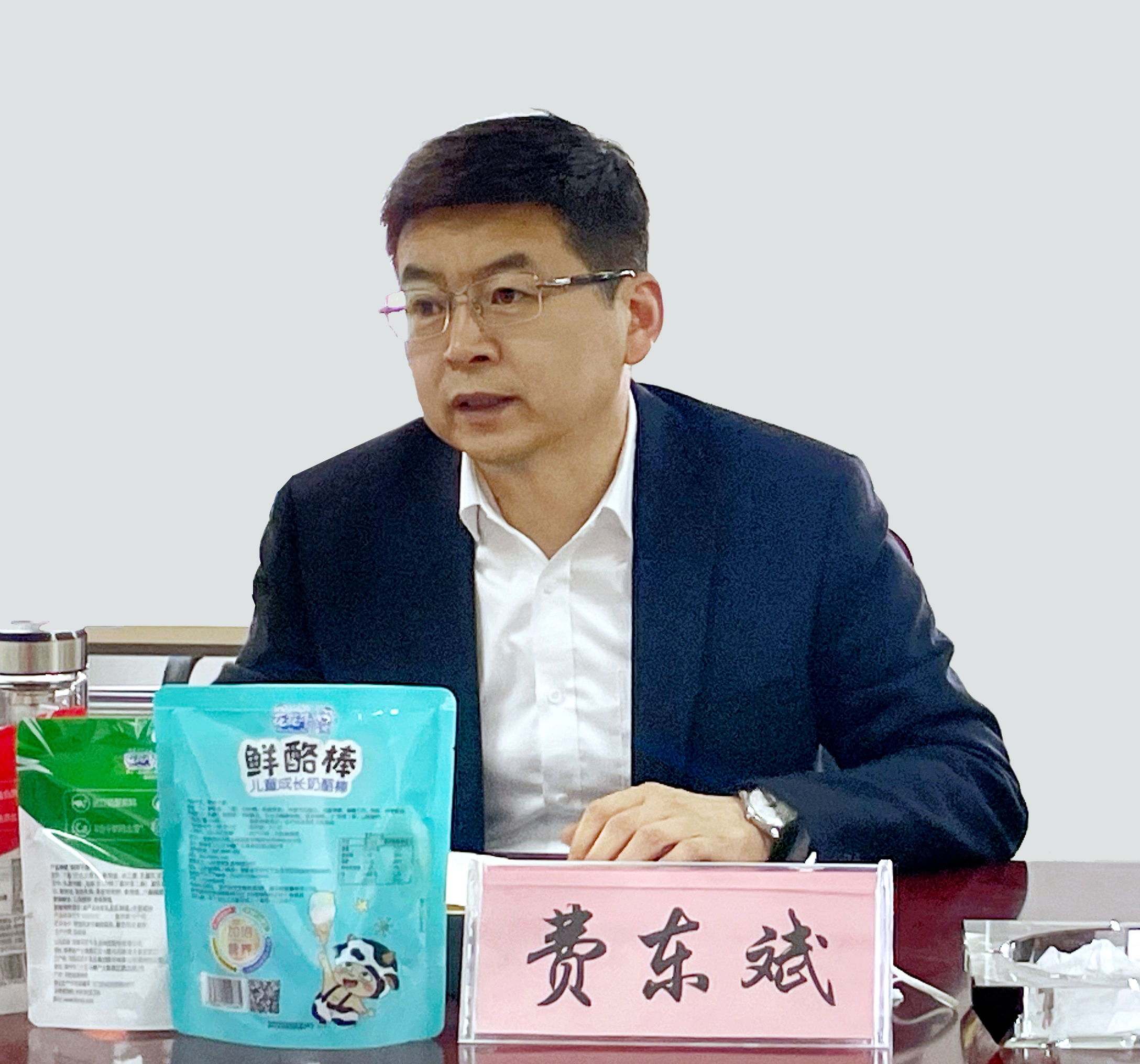 河南省委常委、副省长费东斌莅临 中欧（中国）乳业集团调研