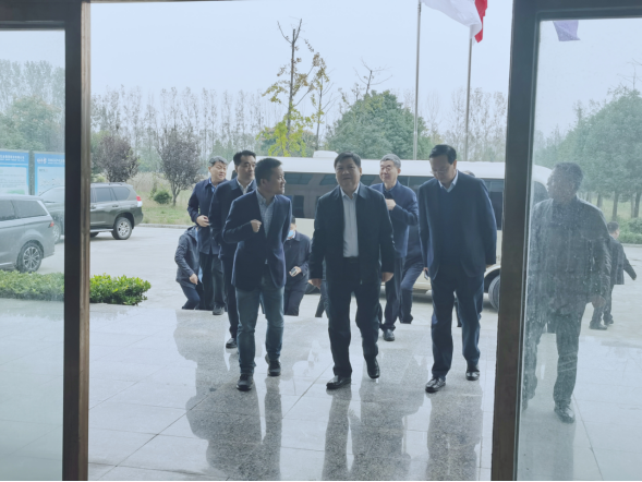 驻马店市委书记鲍常勇一行莅临中欧（中国）平舆瑞亚和新蔡瑞亚调研