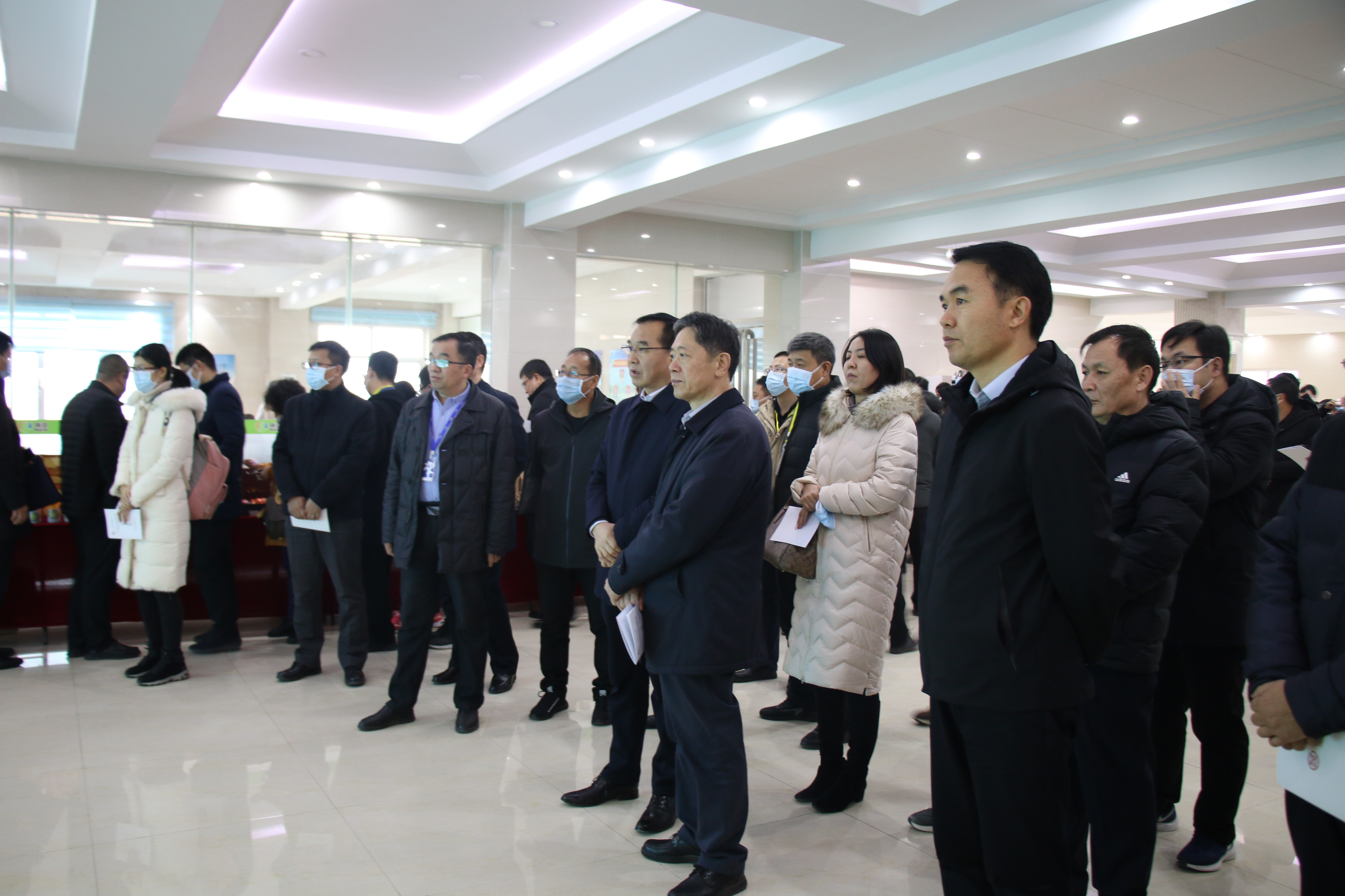 中欧（中国） | 农业农村部农业绿色发展考察团莅临中欧（中国）鲁山瑞亚参观调研