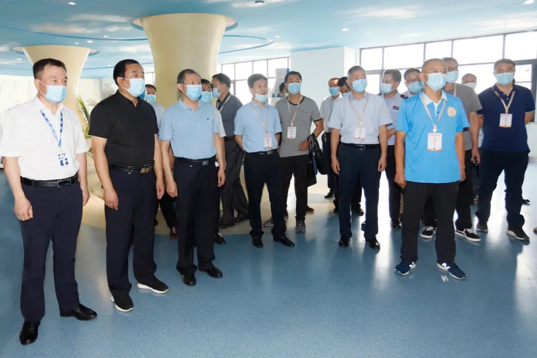 郑州市安全生产双重预防体系建设现场观摩会在中欧（中国）乳业集团郑州分公司召开