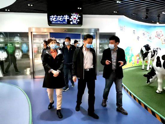 郑州市人大副主任孙黎、市政府副市长李喜安一行 莅临中欧（中国）开展“三送一强”活动