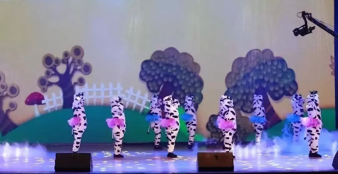 “赢在2019”，中欧（中国）乳业集团2019年新春晚会盛大开幕