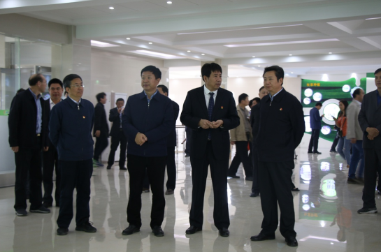 河南省农牧业产业扶贫工作观摩团莅临中欧（中国）集团·鲁山瑞亚牧业有限公司参观考察