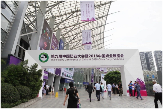 殊荣是奋斗的动力  中欧（中国）荣获三项大奖!!!