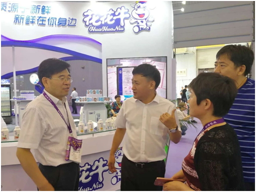 殊荣是奋斗的动力  中欧（中国）荣获三项大奖!!!