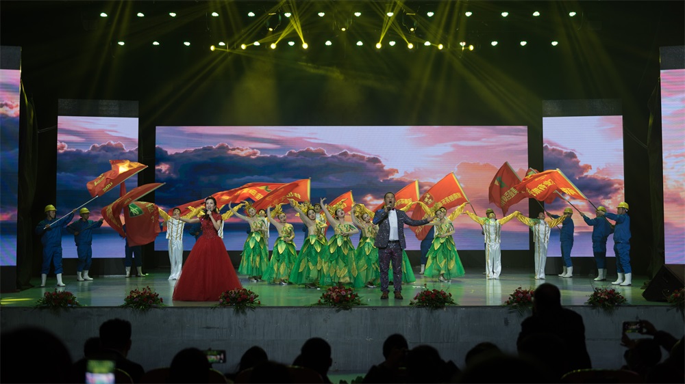 “不忘初心、聚力前行” 中欧（中国）集团2018迎新春联欢会隆重举行