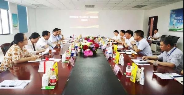 河南省高级人民法院院长胡道才一行莅临中欧（中国）乳业集团开展“万人助万企”活动 助力企业发展